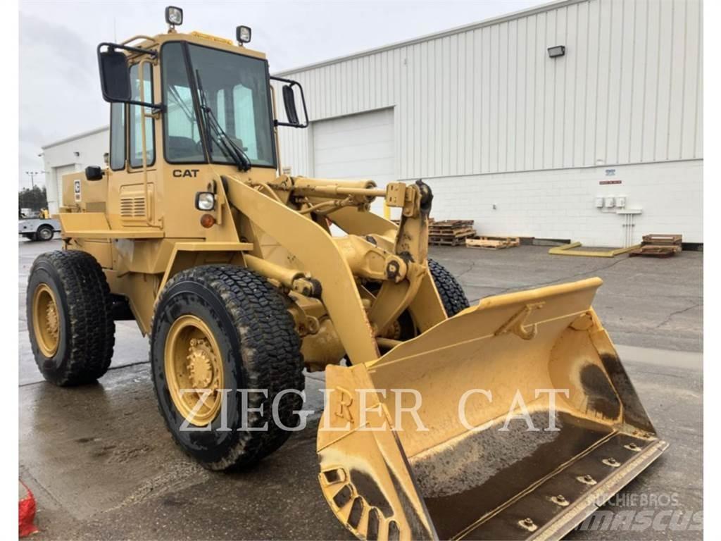 CAT 916 Cargadoras sobre ruedas
