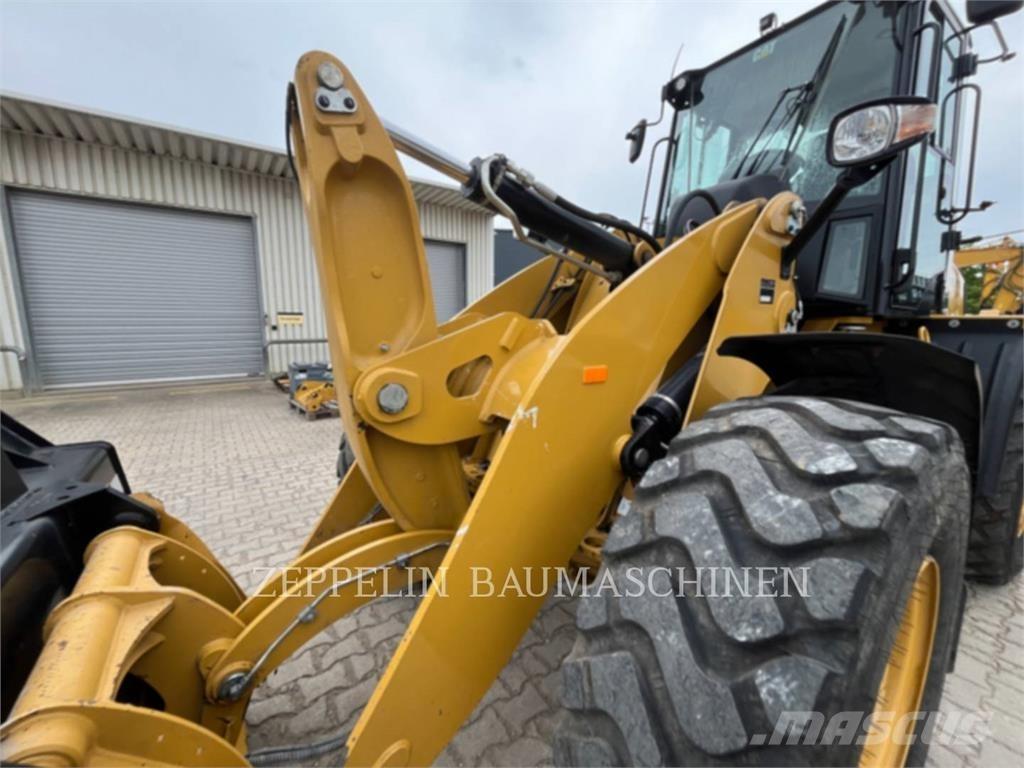 CAT 918M Cargadoras sobre ruedas