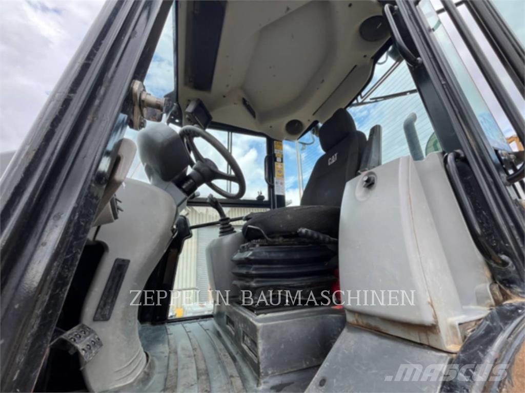 CAT 918M Cargadoras sobre ruedas