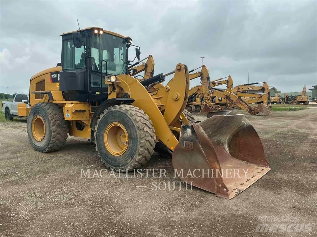 CAT 926M Cargadoras sobre ruedas