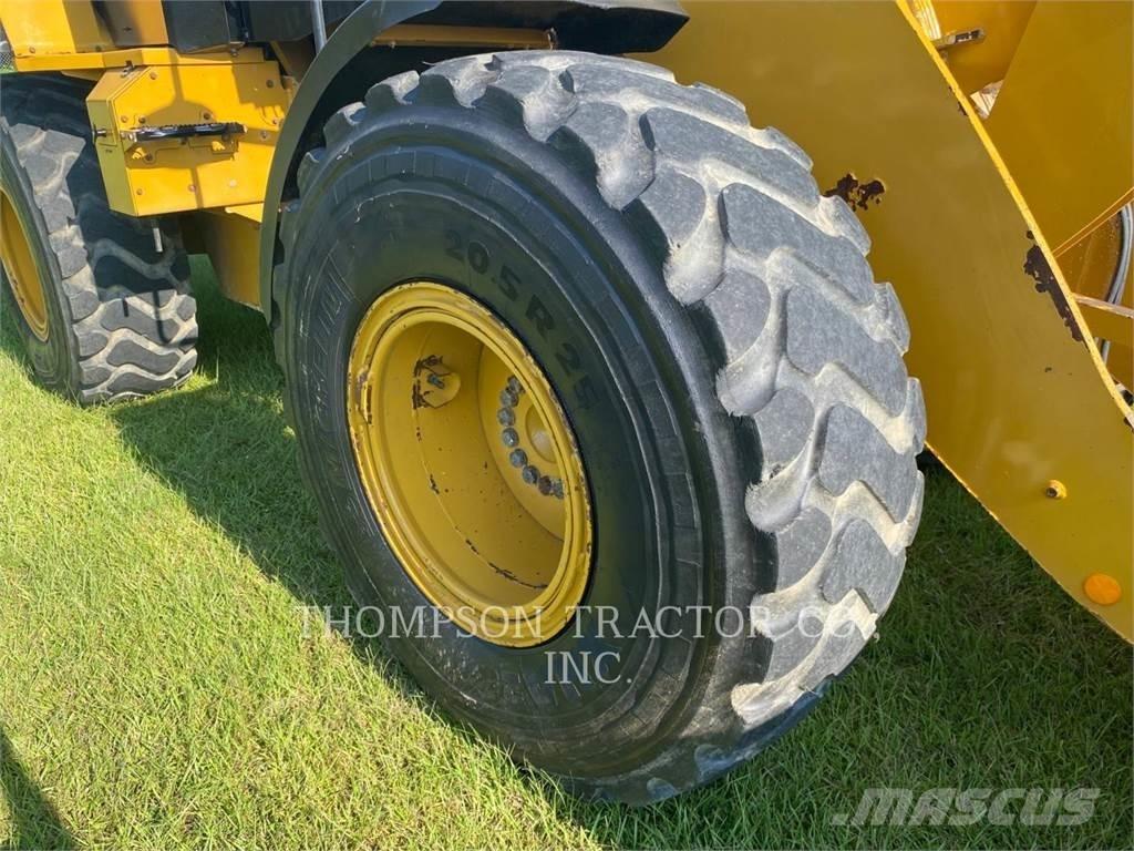 CAT 926M Cargadoras sobre ruedas