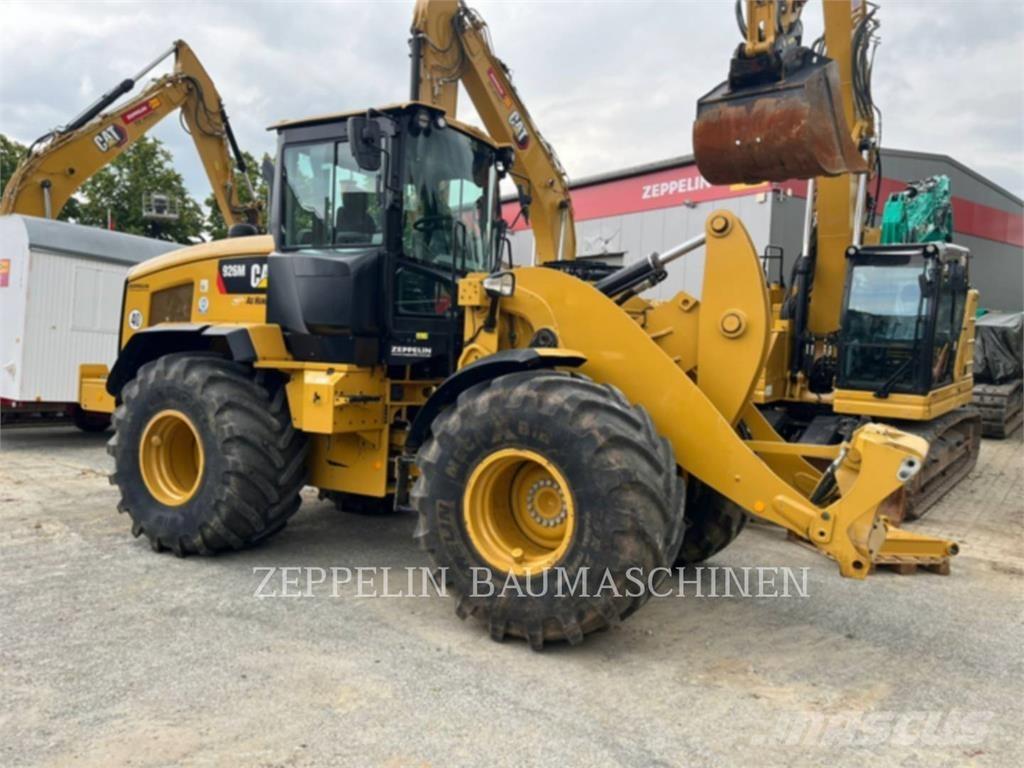 CAT 926M Cargadoras sobre ruedas