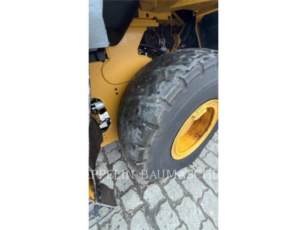 CAT 926M Cargadoras sobre ruedas