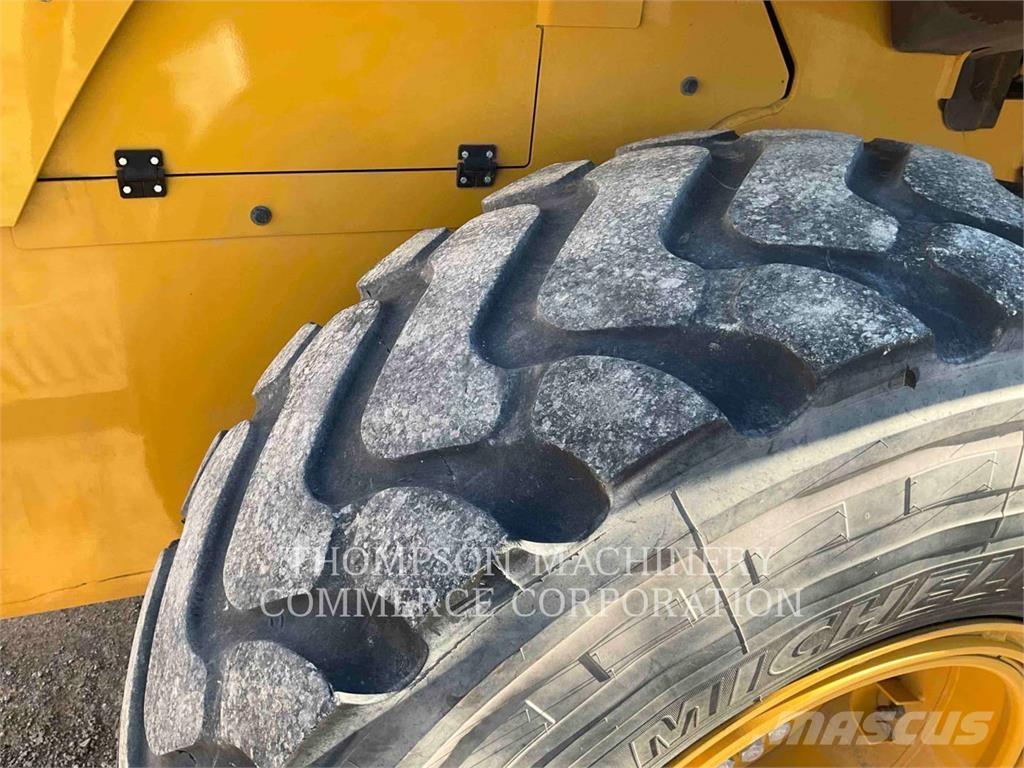 CAT 930M Cargadoras sobre ruedas