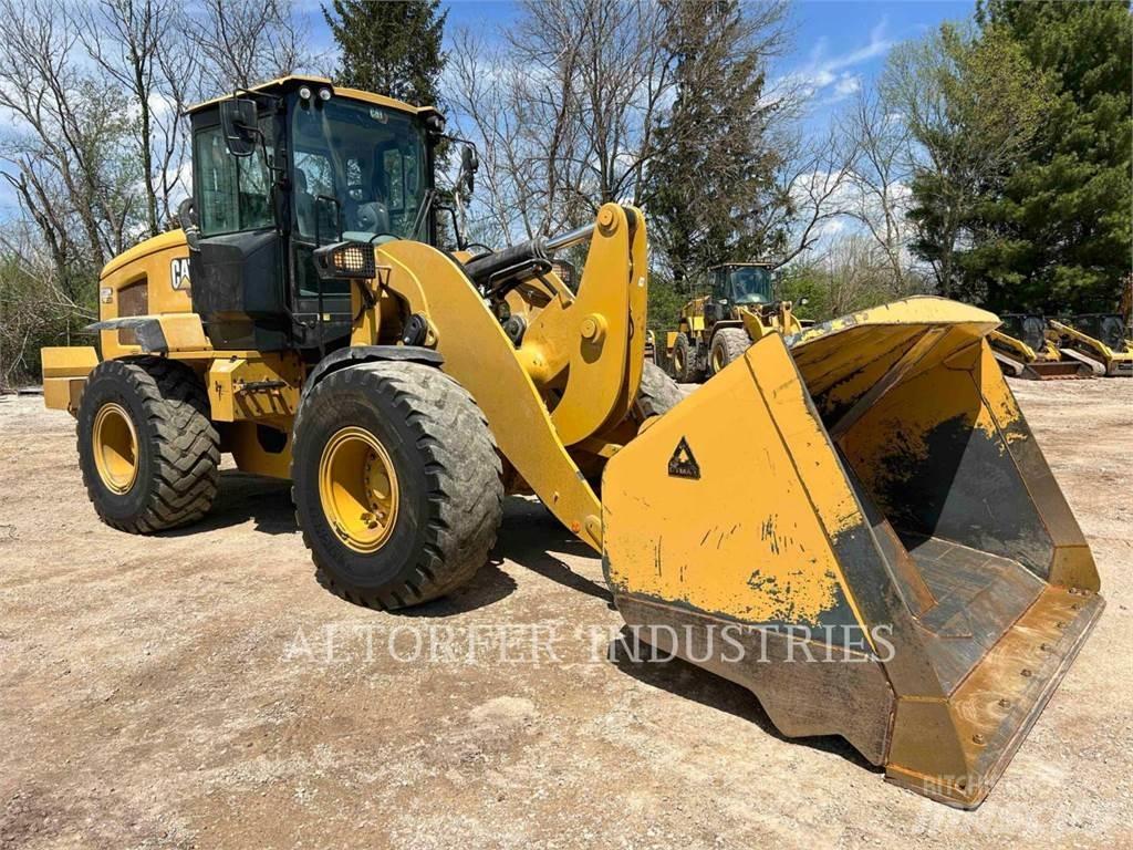 CAT 938M Cargadoras sobre ruedas