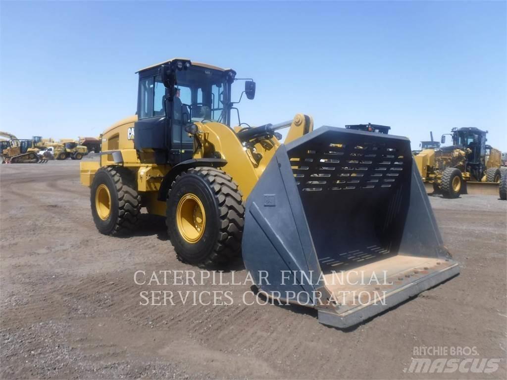 CAT 938M Cargadoras sobre ruedas