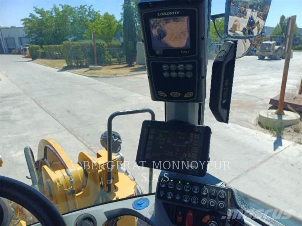 CAT 938M Cargadoras sobre ruedas