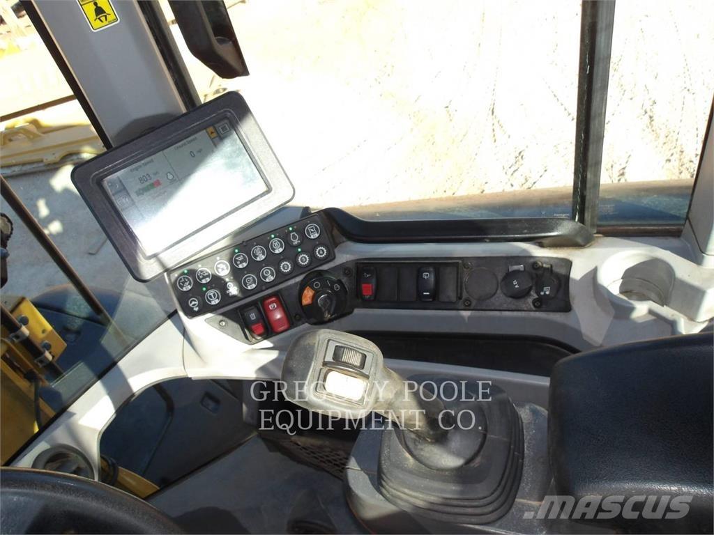 CAT 938M Cargadoras sobre ruedas