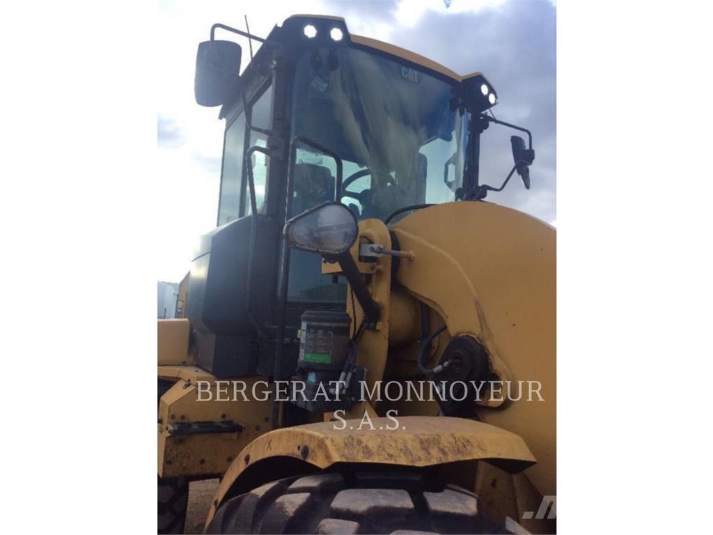 CAT 938M Cargadoras sobre ruedas