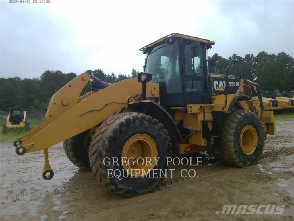 CAT 950M Cargadoras sobre ruedas