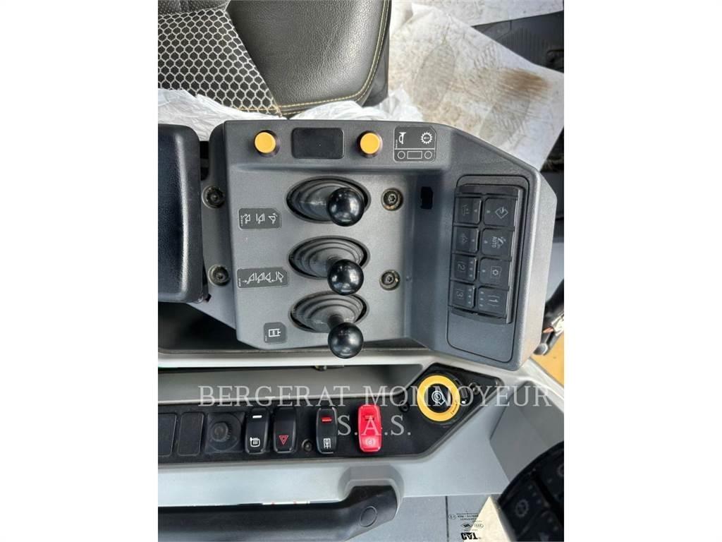 CAT 966 Cargadoras sobre ruedas