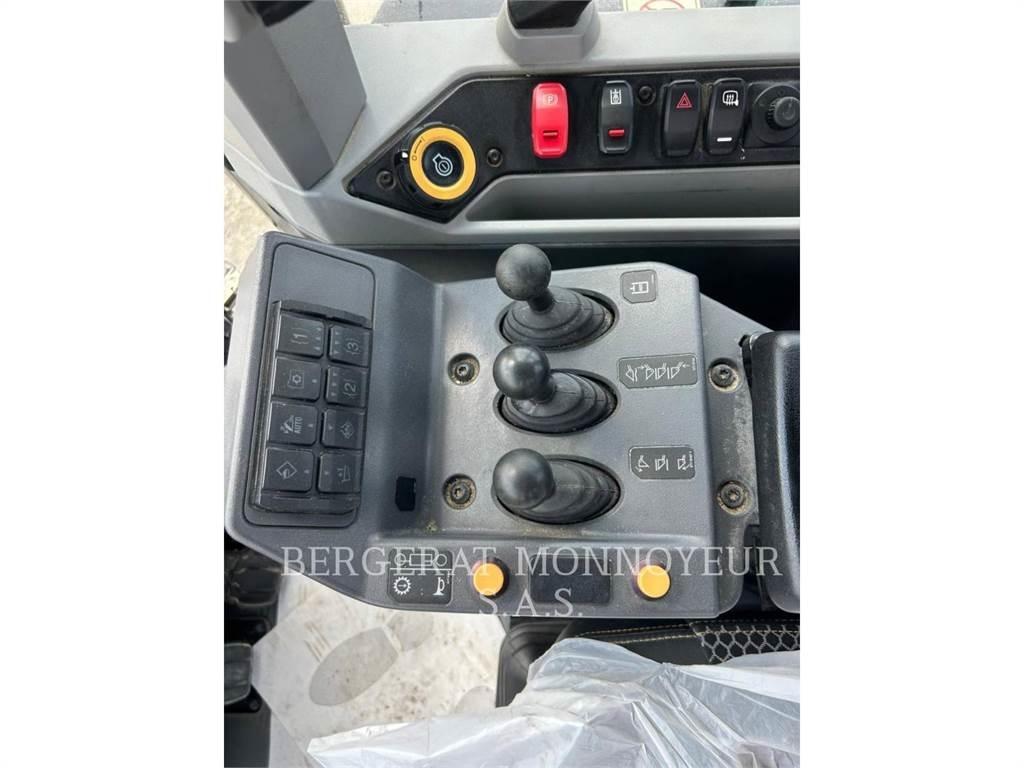 CAT 966 Cargadoras sobre ruedas