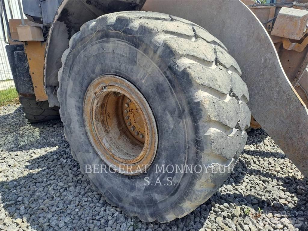 CAT 966M Cargadoras sobre ruedas