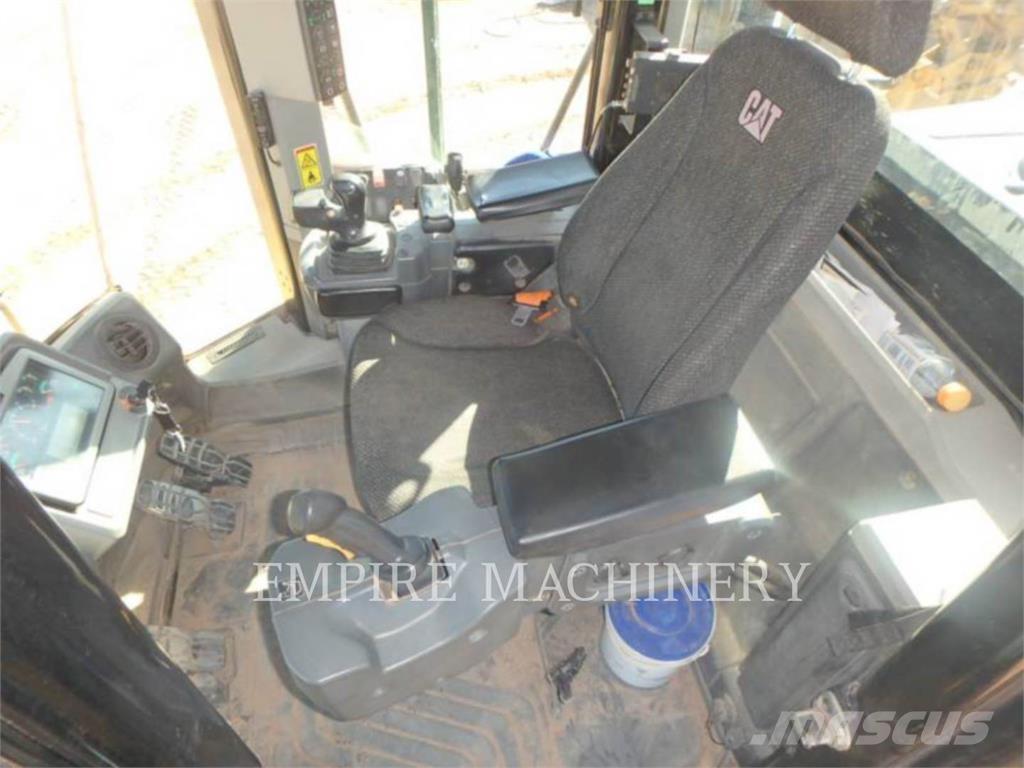 CAT 966M Cargadoras sobre ruedas