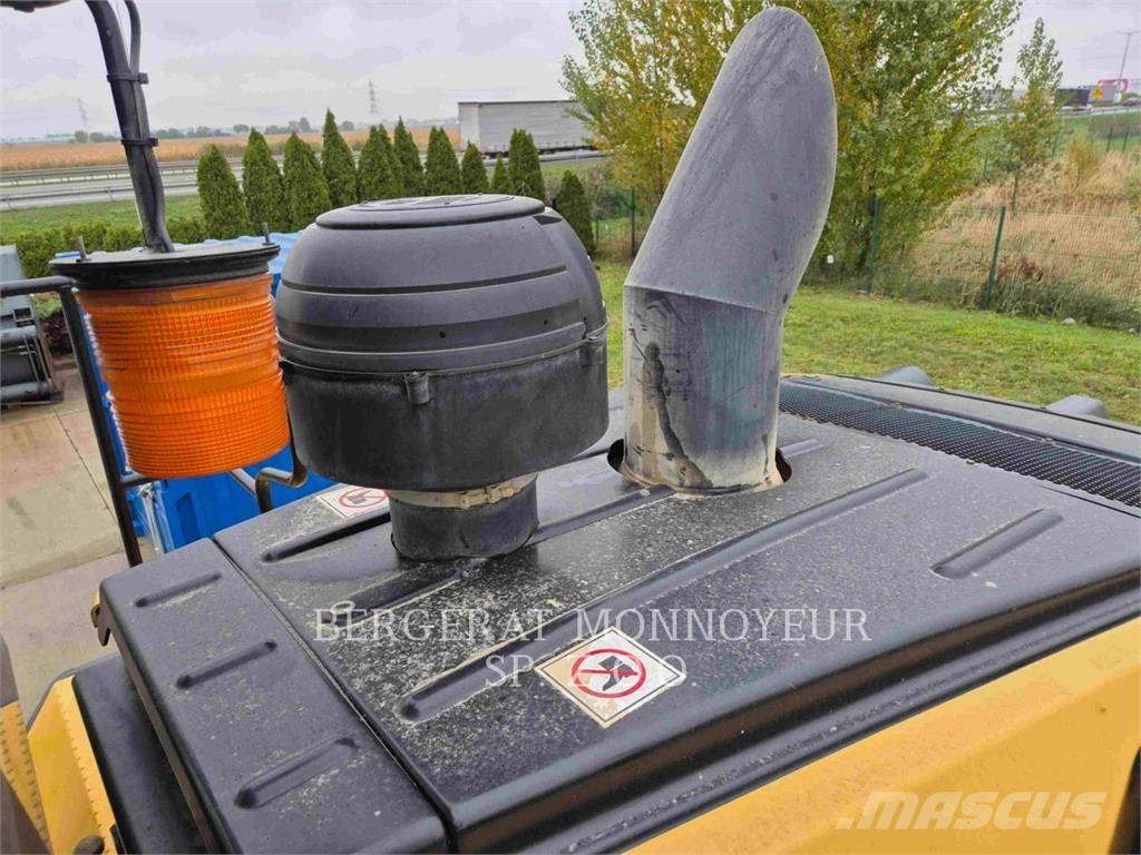 CAT 972 Cargadoras sobre ruedas