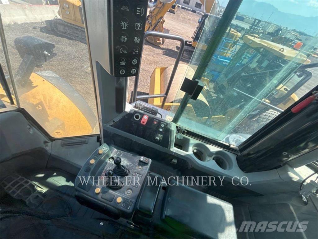 CAT 982M AOC Cargadoras sobre ruedas