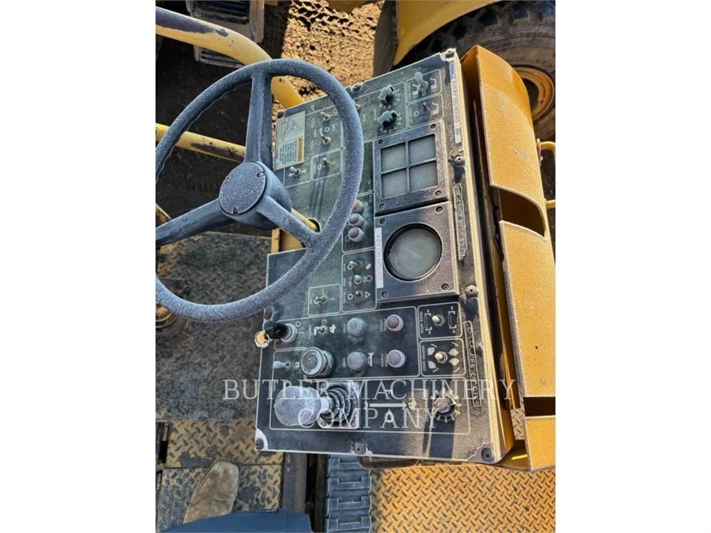 CAT AP-1000B Asfaltadoras