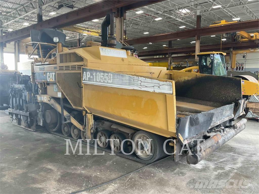 CAT AP-1055D Asfaltadoras