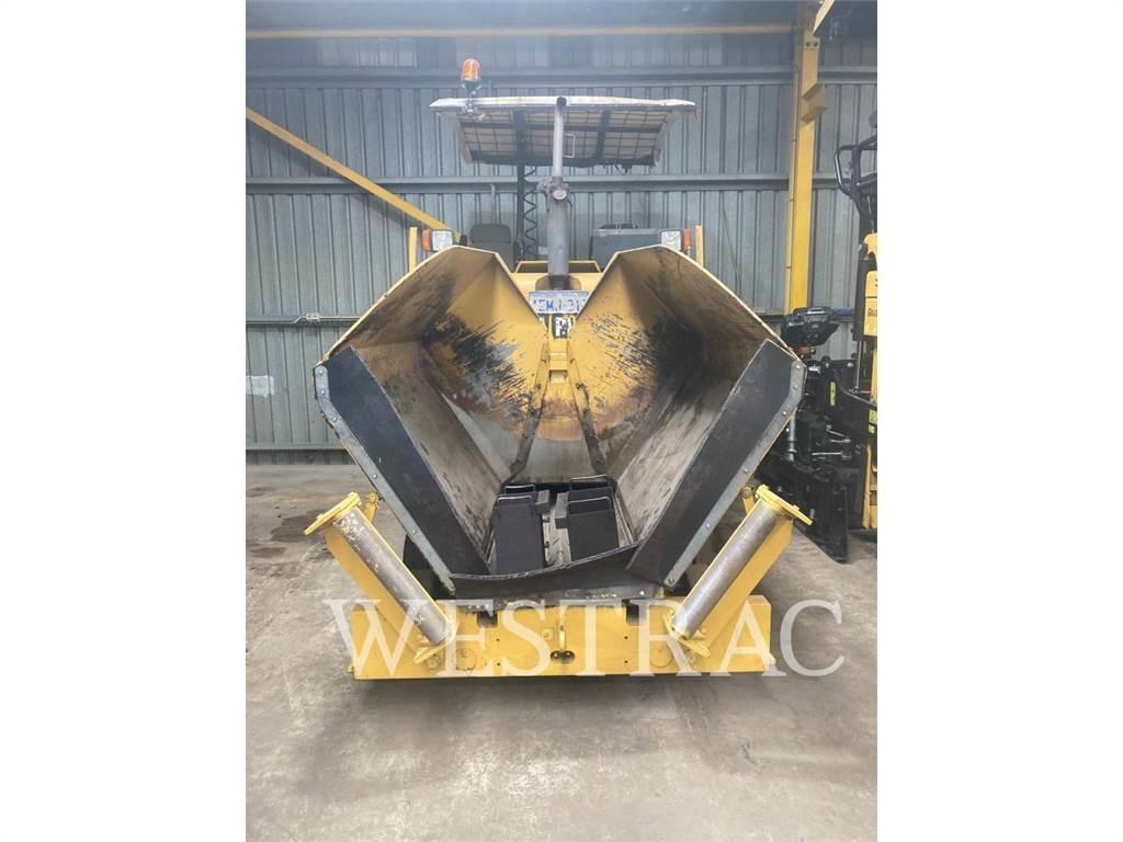 CAT AP-300 Asfaltadoras