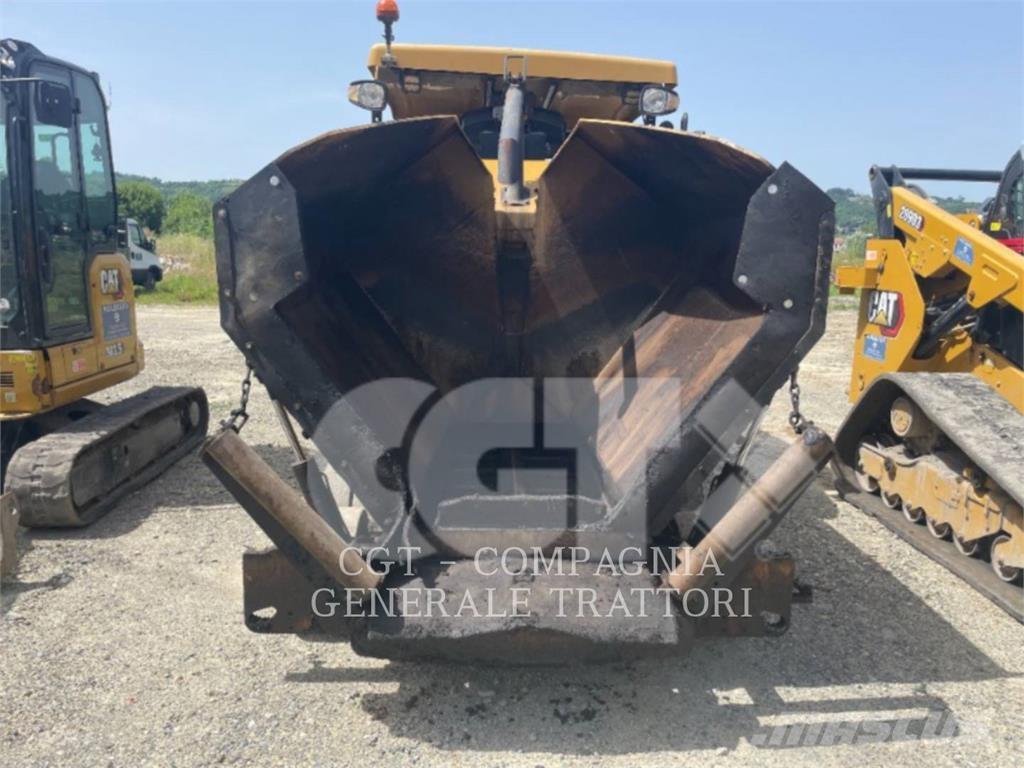 CAT AP300F Asfaltadoras