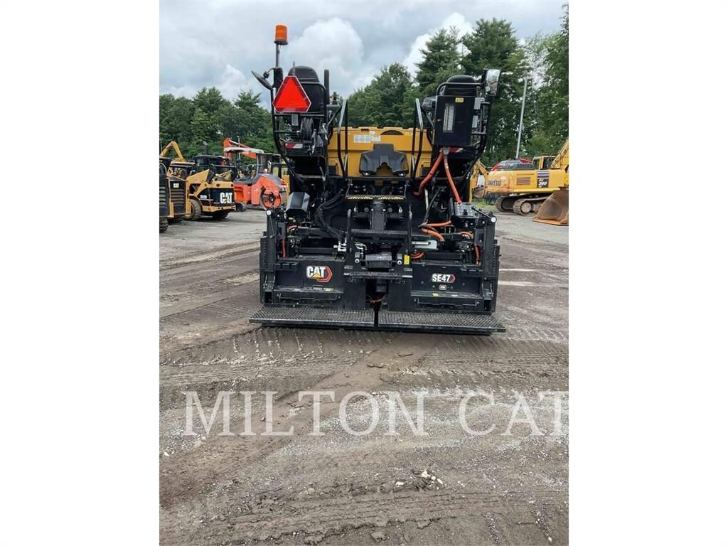 CAT AP555 Asfaltadoras