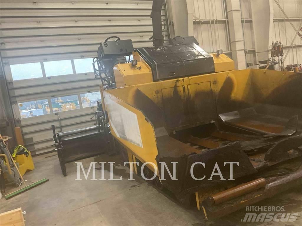 CAT AP555E Asfaltadoras