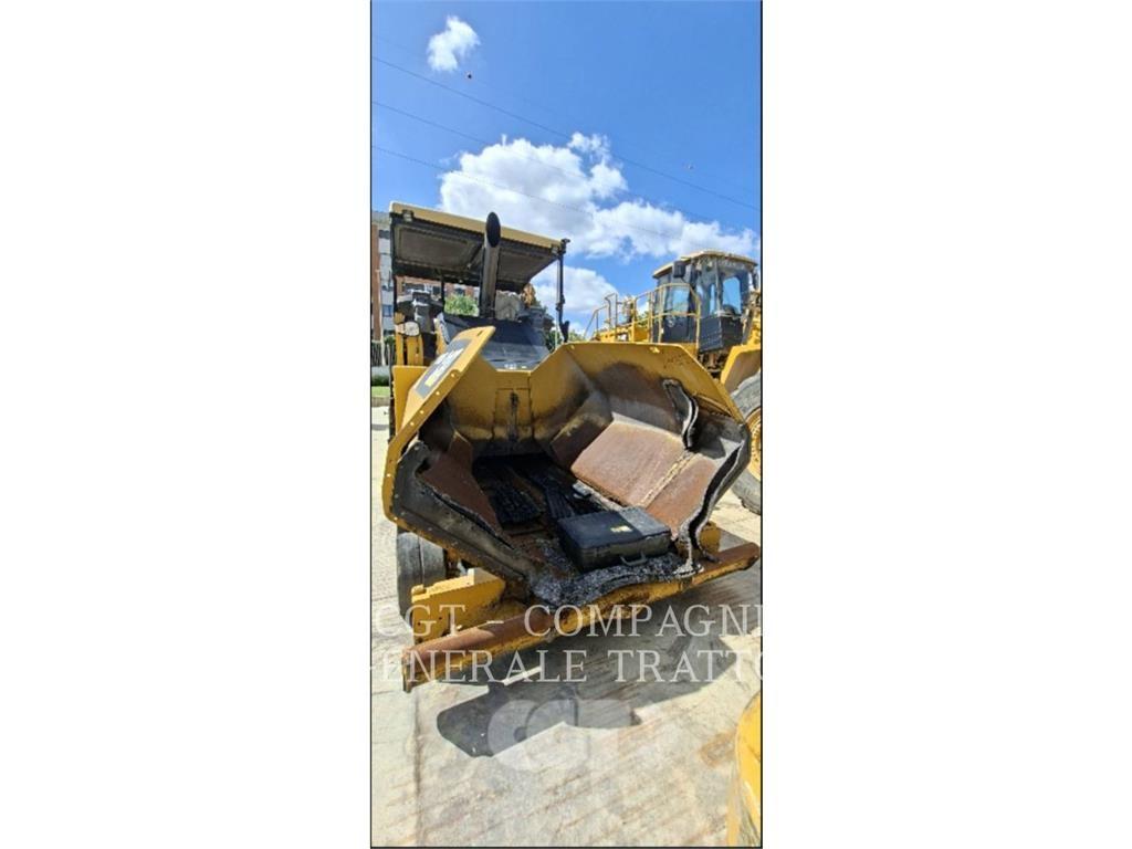 CAT AP600F Asfaltadoras