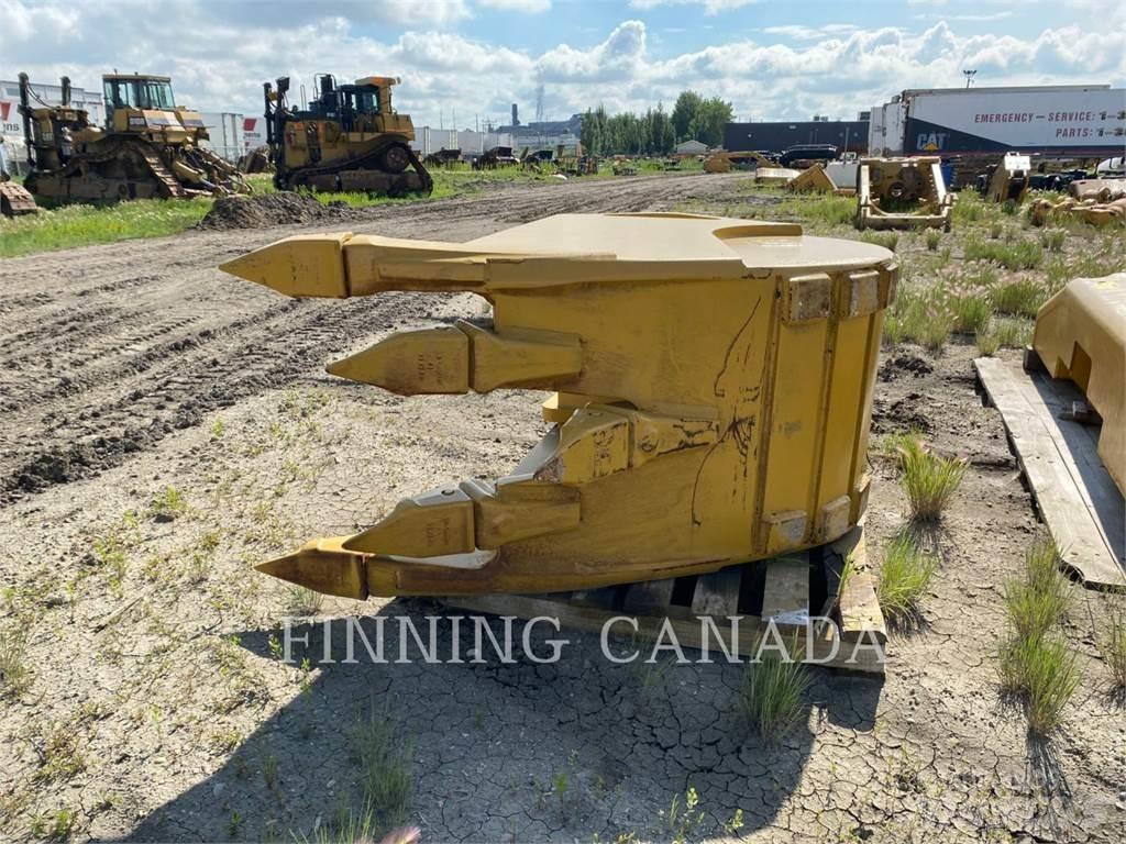 CAT ATTACHMENTS 390F Cucharones