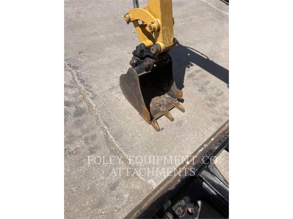 CAT BK302P18 Excavadoras de cadenas