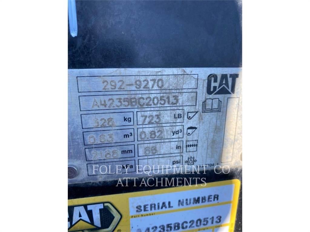 CAT BKSSLGP86S Minicargadoras