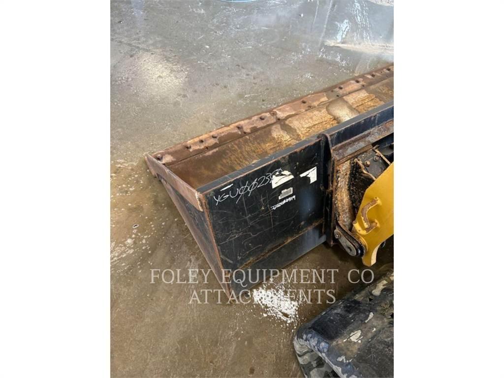 CAT BKSSLGP86S Minicargadoras