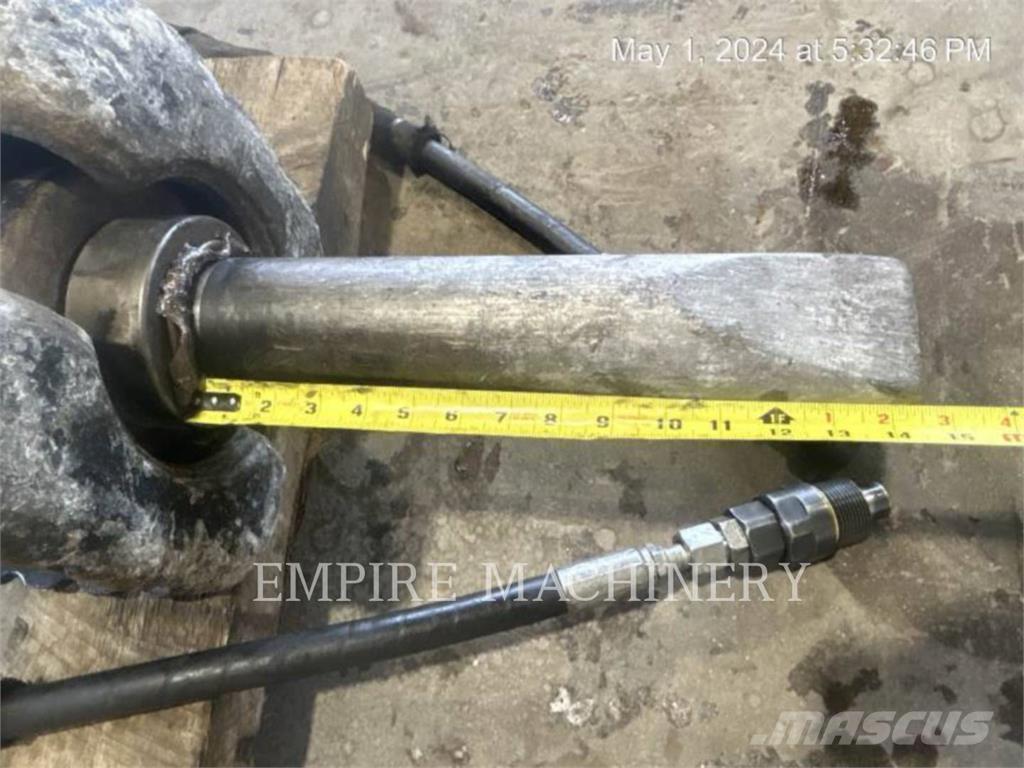 CAT BL-H80E Uñas para carretilla