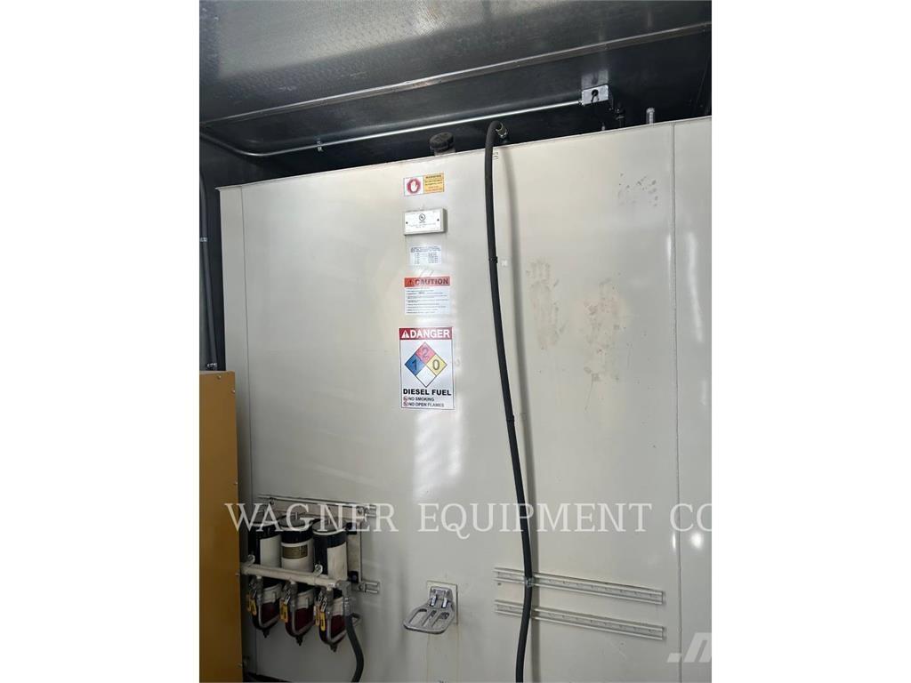 CAT C27 800KW Otros generadores