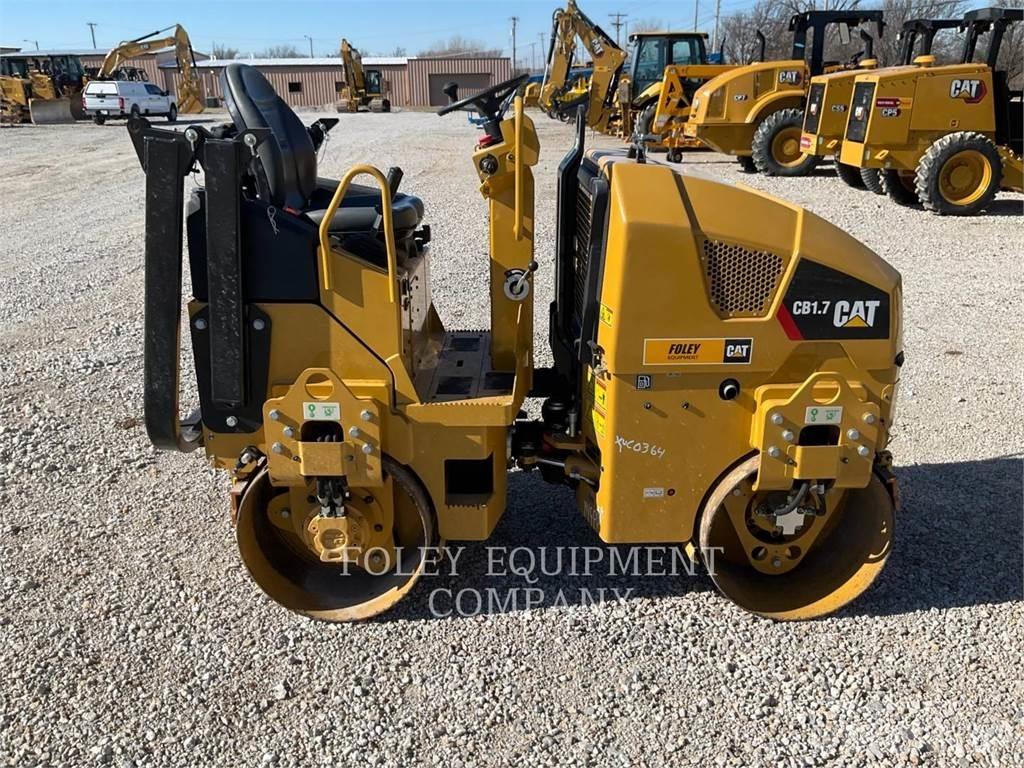CAT CB1.7-03 Compactadores de suelo