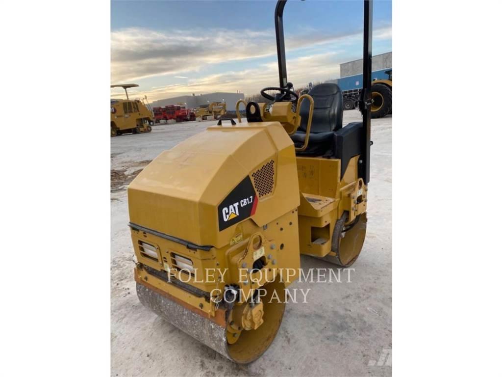 CAT CB1.7-03 Compactadores de suelo
