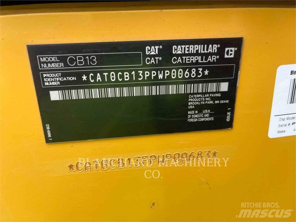 CAT CB13 Rodillos de doble tambor