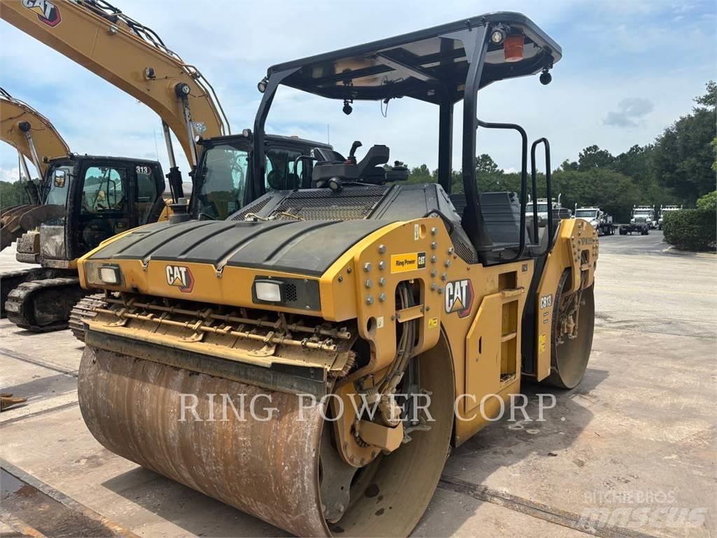 CAT CB13 OSC Rodillos de doble tambor