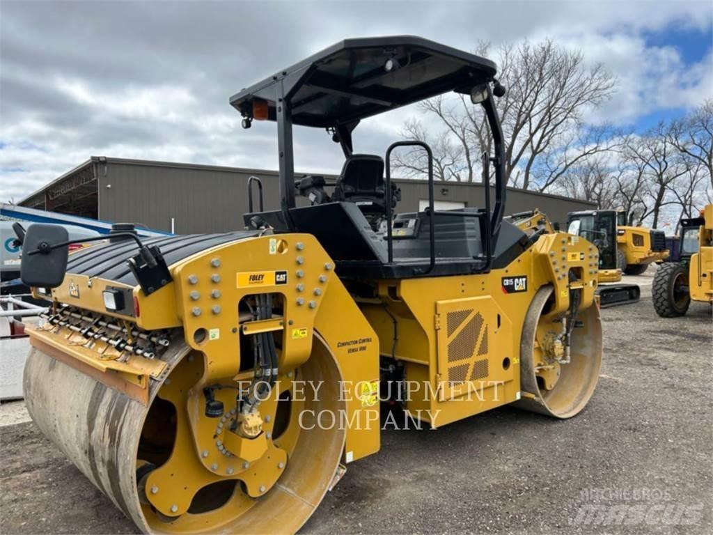 CAT CB15-01 Compactadores de suelo