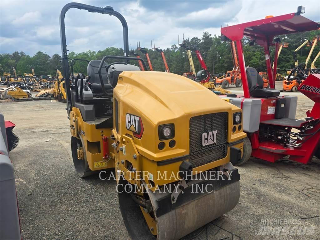 CAT CB2.5 Compactadores de suelo