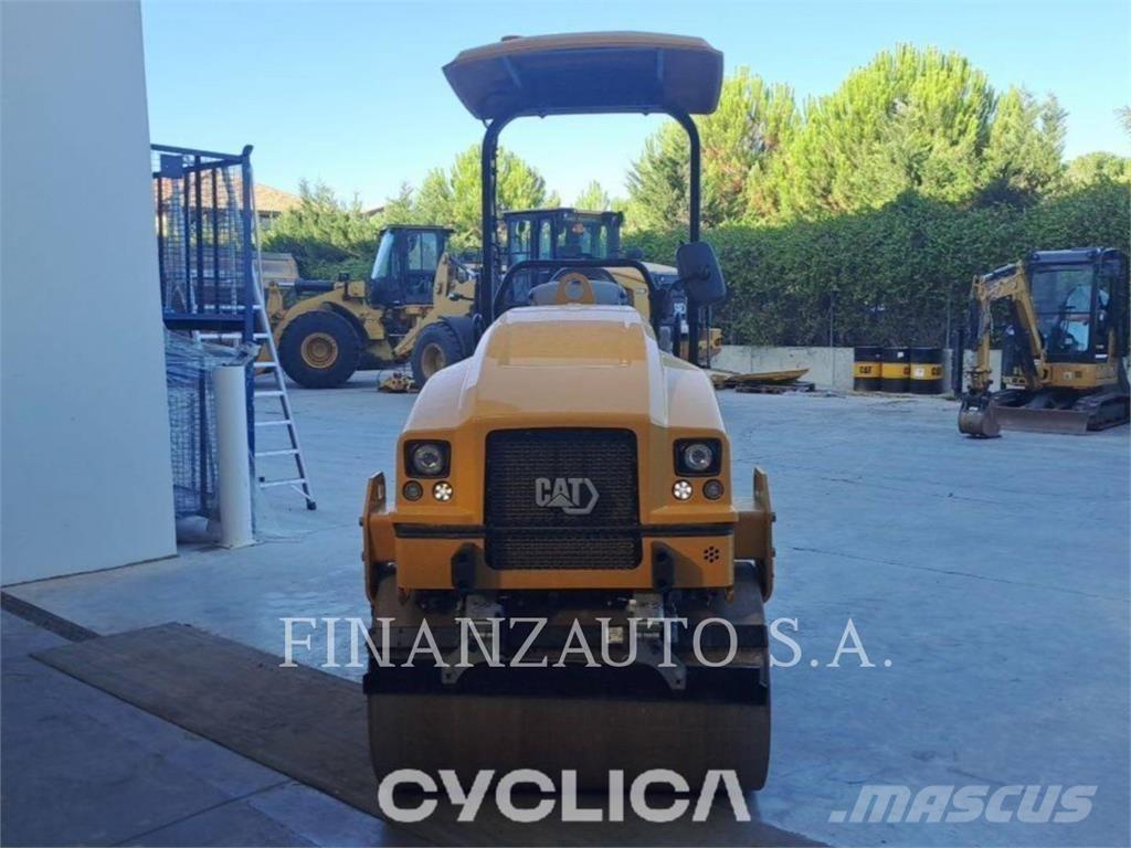 CAT CB2.7 Rodillos de doble tambor