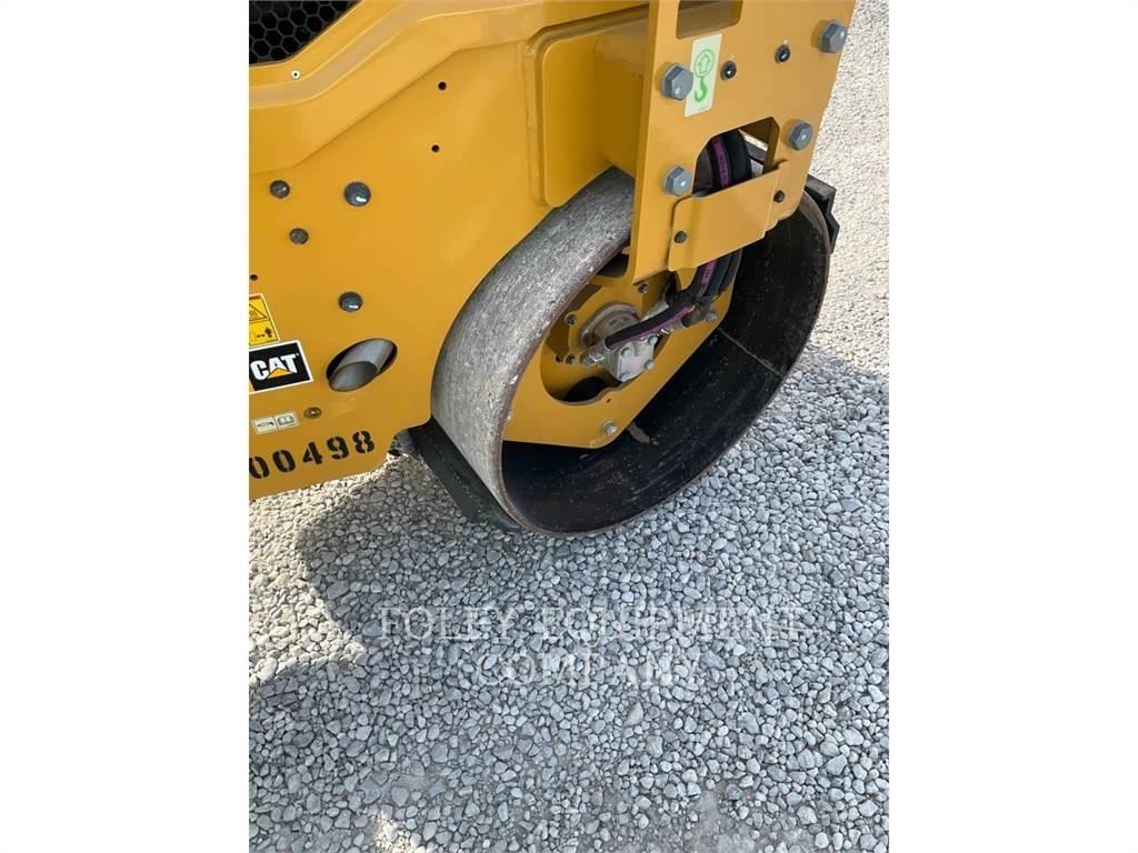 CAT CB2.7-03 Compactadores de suelo