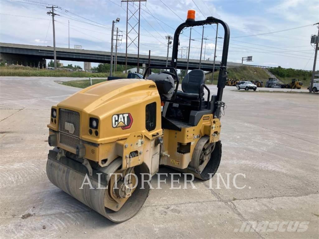 CAT CB2.7-03 Rodillos de doble tambor