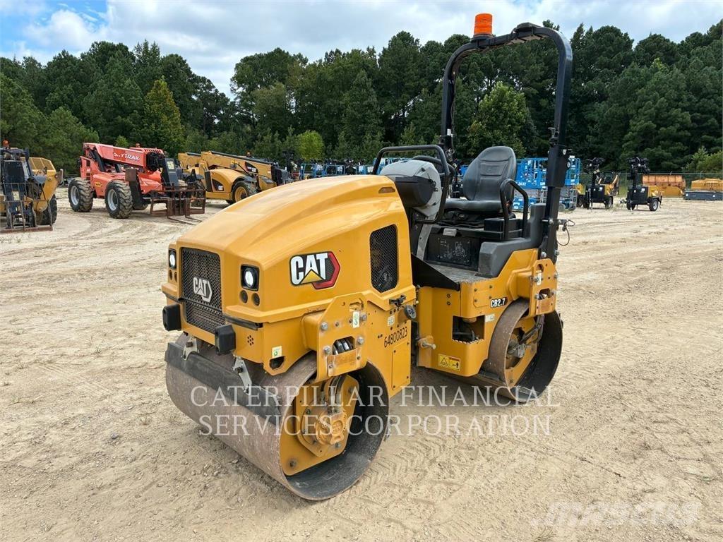 CAT CB2.703 Rodillos de doble tambor