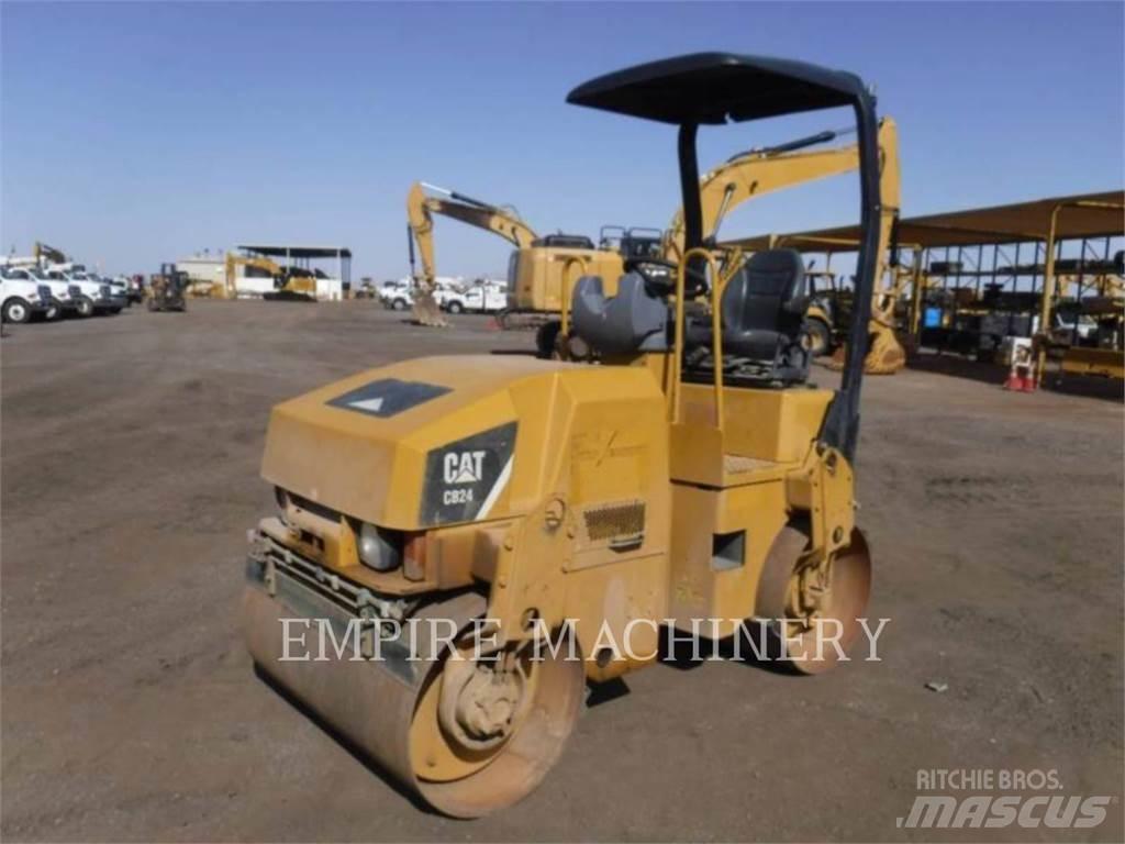 CAT CB24 Rodillos de doble tambor