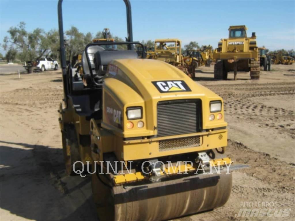 CAT CB24B Rodillos de doble tambor