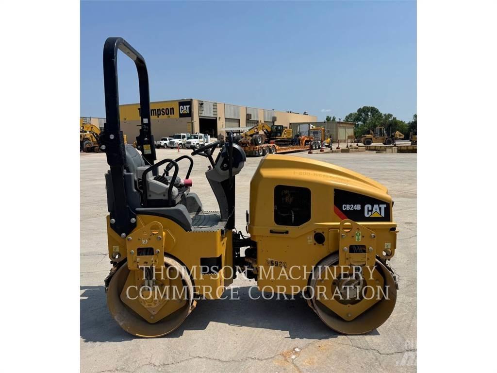 CAT CB24B Rodillos de doble tambor