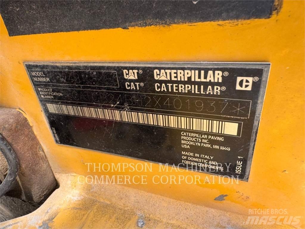 CAT CB24B Rodillos de doble tambor