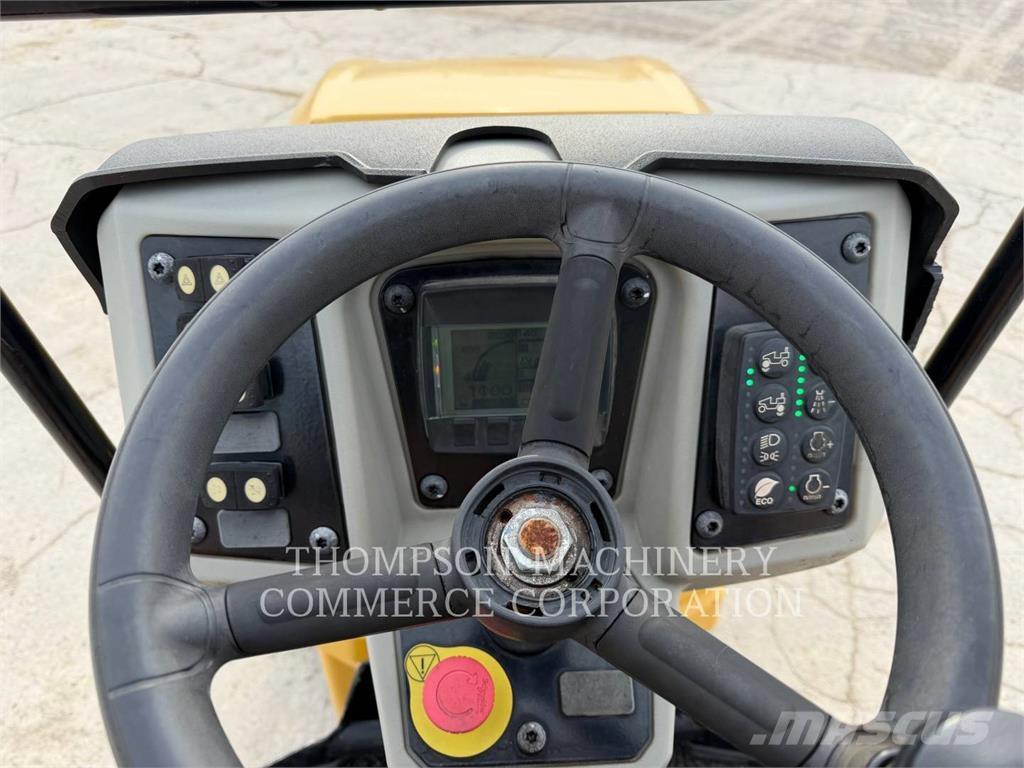 CAT CB24B Rodillos de doble tambor