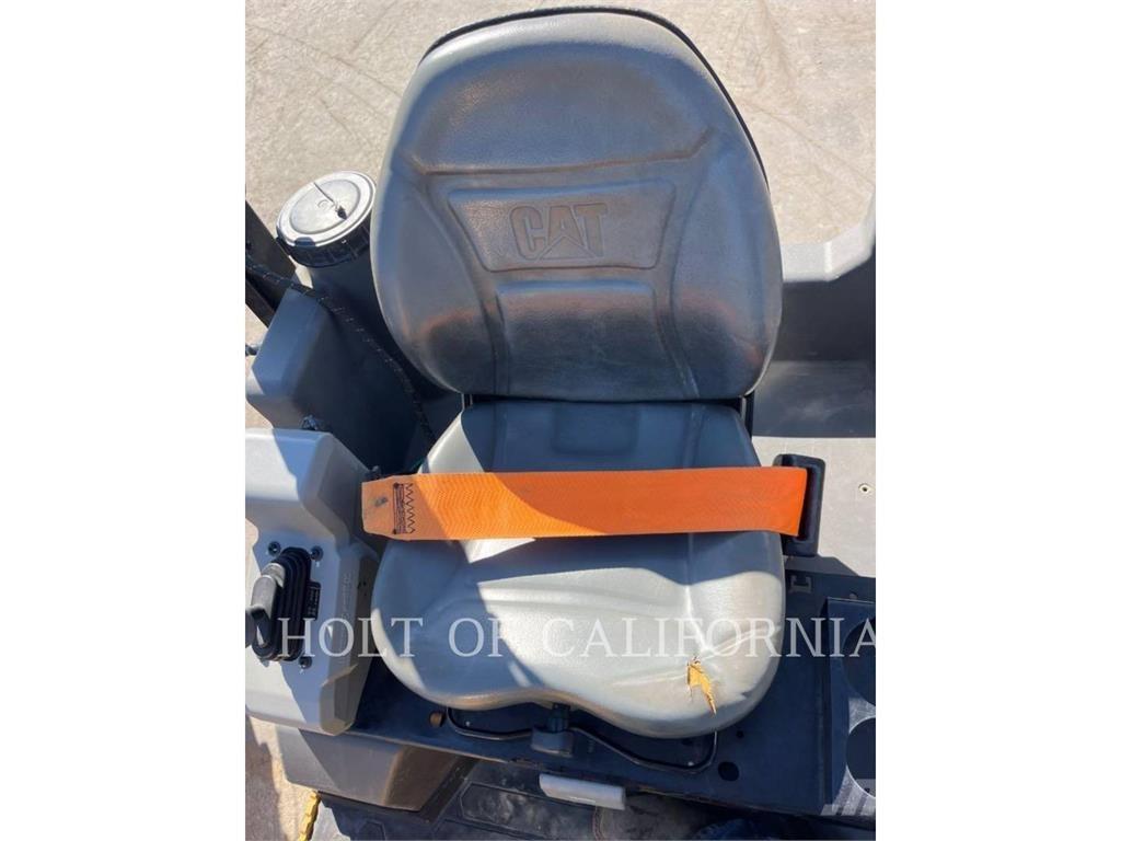 CAT CB4.0 Compactadores de suelo
