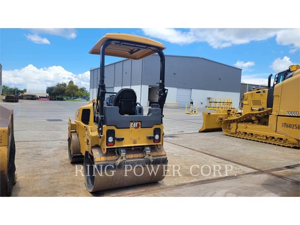 CAT CB4.4 Rodillos de doble tambor